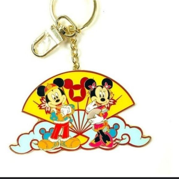 NEW DISNEY PARKS KEYCHAIN CHINESE LUNAR NEW YEAR REVERSIBLE MICKEY MINNIE - Picture 4 of 16